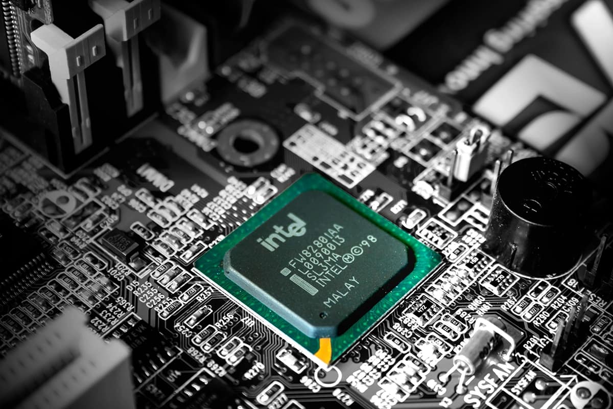 Scopri di più sull'articolo Il grande confronto tra CPU Intel 2025: Quale processore è il migliore per te?